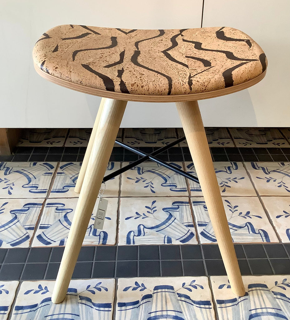 Around The Tree - cork and oak wood stool