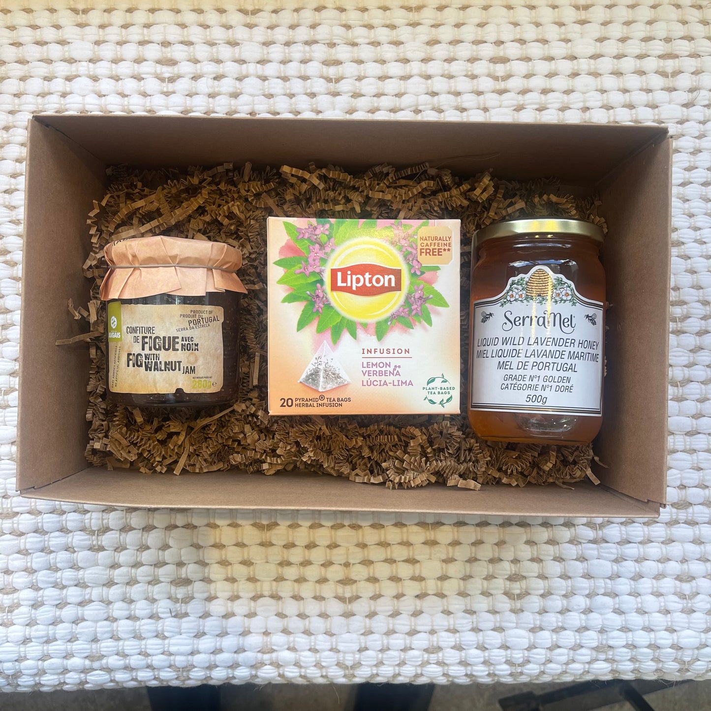 SAUDADE GIFT BOX - Jam + Tea + Honey