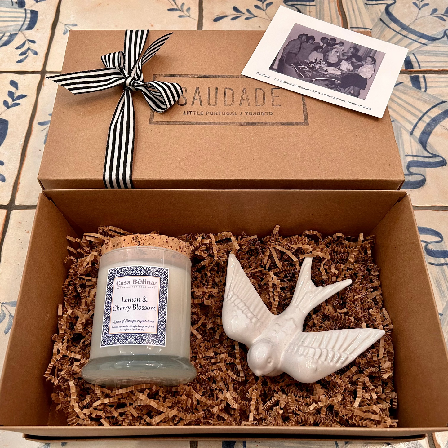 SAUDADE GIFT BOX - Candle and Swallow
