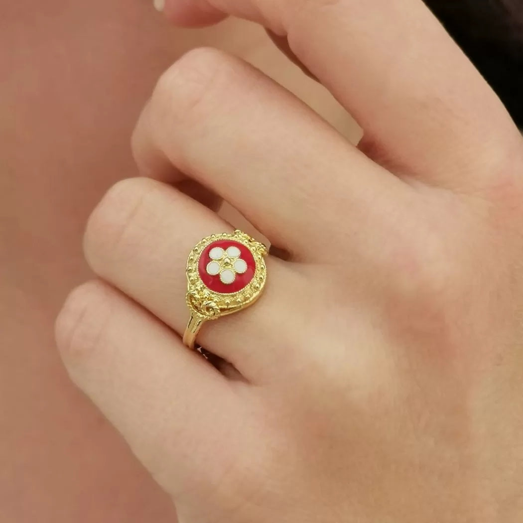 Red Caramujo Ring
