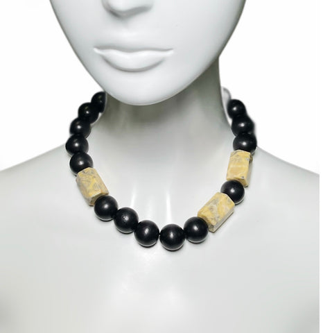 Iberina Design - Necklace - ebonized wood and flower agate