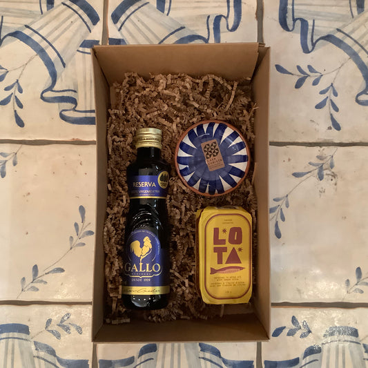 SAUDADE GIFT SET - Casa Cubista Mini Bowl, Olive Oil & Lota +