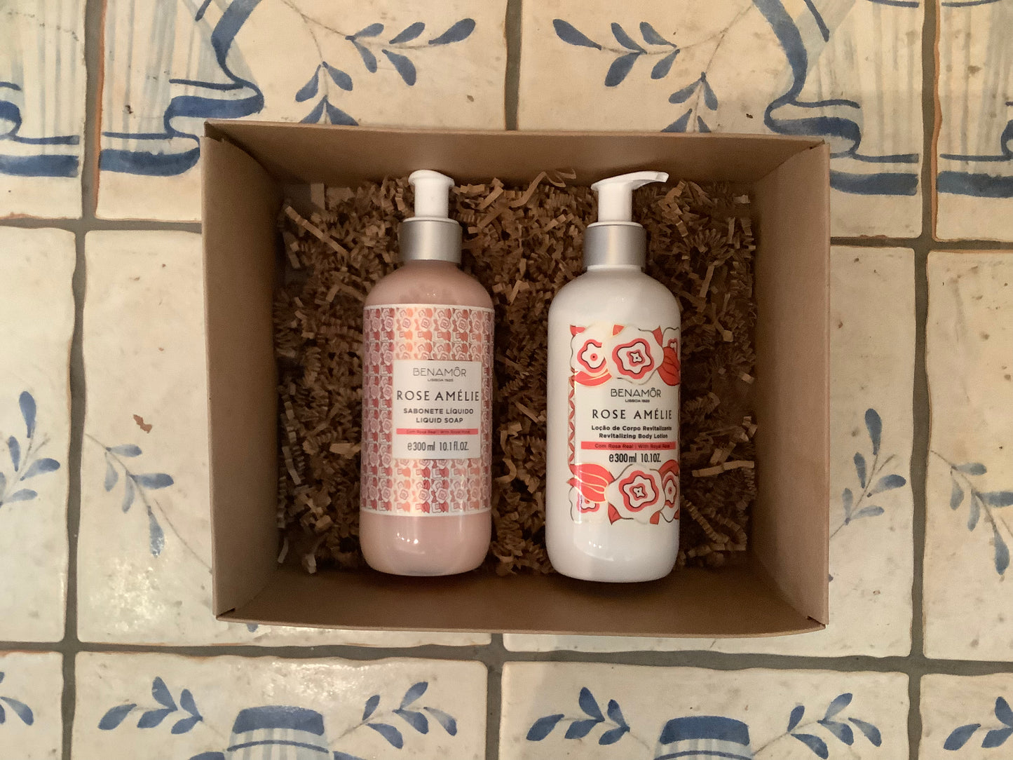 SAUDADE GIFT BOX - Benamor Rose body cream and soap