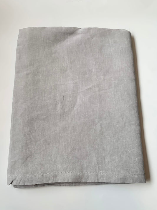 Vianatece - Linen Tablecloth, 150x250cm - Various Colours