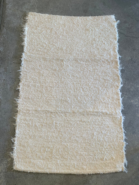 Vianatece - Mara Rug - 2’ x 3.2’ - Cream